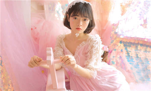 青原供卵试管代怀生子多少钱？这一直是很多不孕不育家庭关注的话题。在中国，不孕不育的发生率越来越高，根据《中国不孕不育现状调研报告》显示，育龄夫妇的不孕不育率从20年前的3%增长至现在的12.5%-18.2%，患者人数高达6000万以上。在这样的背景下，许多家庭通过供卵试管来实现自己的生育梦想。那么，供卵试管代怀生子的费用到底是多少呢？